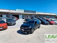 Usata Peugeot 3008 S 131 CV (96 kW) 2020 Nero SUV
