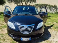 Usata Lancia Ypsilon 69 CV (50 kW) 2014 Nero Utilitaria