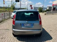 Usata Skoda Roomster 86 CV (63 kW) 2011 Argento Monovolume