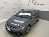 Usata VW Polo R-line 95 CV (69 kW) 2022 Grigio Utilitaria