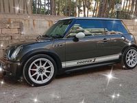 Usata Mini Cooper S 170 CV (125 kW) 2006 Grigio Utilitaria