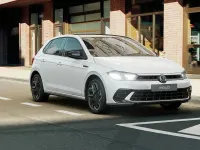 Nuova VW Polo R-line Plus 115 CV (84 kW) 2026 Pure white nero Utilitaria