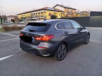 Usata BMW 116 Advantage 116 CV (85 kW) 2021 Grigio Utilitaria