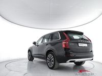 Gebraucht Volvo XC90 Momentum 235 PS (172 kW) 2021 Schwarz SUV