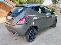 usata Lancia Ypsilon 1.0 FireFly 5 porte S&S Hybryd Gold