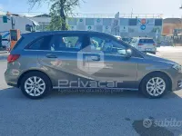 Usata Mercedes B180 109 CV (80 kW) 2017 Grigio Utilitaria