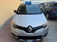 Usata Renault Captur Intens 90 CV (66 kW) 2016 Grigio SUV