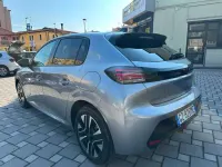 Usata Peugeot 208 Allure 101 CV (74 kW) 2025 Grigio Utilitaria
