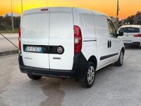Usado Fiat Doblò 105 HP (77 kW) 2021 Branco Monovolume