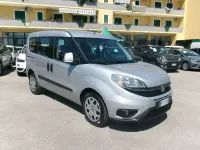 Usata Fiat Doblò Lounge 95 CV (69 kW) 2016 Argento Monovolume