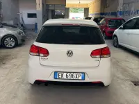 Usata VW Golf VII Edition 105 CV (77 kW) 2012 Bianco Berlina