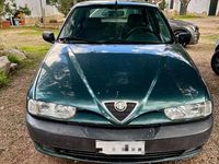 Usata Alfa Romeo 146 120 CV (88 kW) 1997 Verde Utilitaria