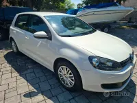Usata VW Golf VII Comfortline 105 CV (77 kW) 2012 Bianco Berlina