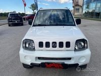 Usata Suzuki Jimny 82 CV (60 kW) 2001 Bianco SUV