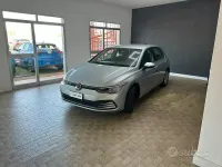 Usata VW Golf VIII Life 150 CV (110 kW) 2020 Grigio Berlina