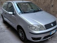 Usata Fiat Punto Dynamic 60 CV (44 kW) 2004 Grigio Utilitaria