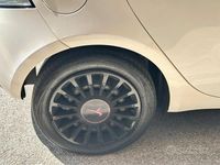 Usata Lancia Ypsilon 69 CV (50 kW) 2013 Bianco Utilitaria