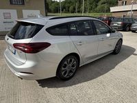 Usata Ford Focus ST-Line 155 CV (114 kW) 2023 Argento Station wagon