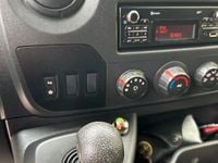 Usado Renault Master 135 CV (99 kW) 2015 Blanco Van