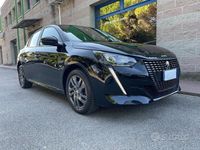 Usata Peugeot 208 102 CV (75 kW) 2022 Nero Utilitaria