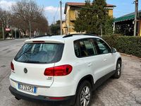 Gebraucht VW Tiguan 122 PS (89 kW) 2015 Weiß SUV