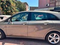 Usata Mercedes B180 Premium 109 CV (80 kW) 2014 Bronzo Monovolume