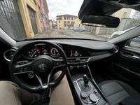 usata Alfa Romeo Giulia 2.2 t Business 150cv auto