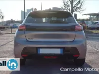 Usata Peugeot 208 Allure 101 CV (74 kW) 2025 Argento Utilitaria