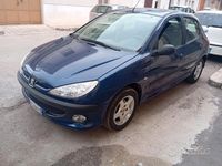 Usata Peugeot 206 68 CV (50 kW) 2005 Blu Berlina