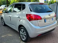 Usata Kia Venga 90 CV (66 kW) 2018 Argento Utilitaria