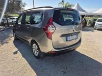 Usata Dacia Lodgy Lauréate 107 CV (78 kW) 2013 Argento Monovolume