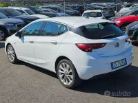 Usata Opel Astra Ultimate 122 CV (89 kW) 2020 Bianco Berlina