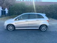 Usata Mercedes B180 109 CV (80 kW) 2008 Argento Monovolume