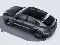 Nuova Porsche Cayenne Platinum Edition 470 CV (345 kW) 2026 Grigio quarzite SUV