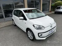 Usata VW up! Move 60 CV (44 kW) 2016 Bianco Utilitaria