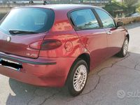 Usado Alfa Romeo 147 116 CV (85 kW) 2002 Utilitario