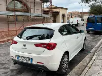 Usata Alfa Romeo Giulietta 140 CV (102 kW) 2011 Bianco Utilitaria