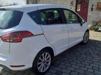 Usata Ford B-MAX Titanium 75 CV (55 kW) 2015 Bianco Monovolume
