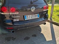 Usata VW Touareg 225 CV (165 kW) 2007 Nero SUV