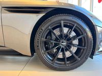 Usata Aston Martin DB11 639 CV (469 kW) 2019 Grigio Coupé
