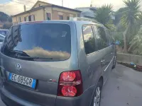 Usata VW Touran Highline 150 CV (110 kW) 2010 Verde Monovolume
