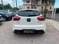 Usata Kia Rio EX 75 CV (55 kW) 2012 Bianco Berlina