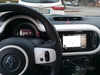 Usata Renault Twingo Intens 30 kW (42 CV) 2022 Blu/azzurro Utilitaria