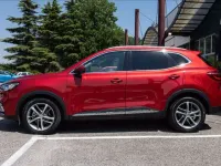 Usata MG EHS Luxury 258 CV (189 kW) 2023 Rosso metallizzato SUV