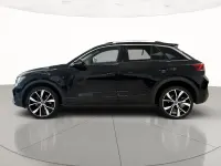 Usata VW T-Roc R-line 150 CV (110 kW) 2023 Deep black perlato SUV