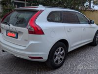 Usata Volvo XC60 Business Edition 163 CV (119 kW) 2014 Bianco SUV