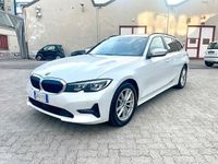 Usata BMW 320e Sport Line 190 CV (139 kW) 2020 Bianco Station wagon