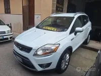 Usata Ford Kuga Titanium 163 CV (119 kW) 2012 Bianco SUV