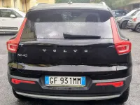 Usata Volvo XC40 Momentum 129 CV (94 kW) 2021 Nero SUV