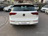 Usata VW Golf VIII Style 116 CV (85 kW) 2022 Bianco Berlina
